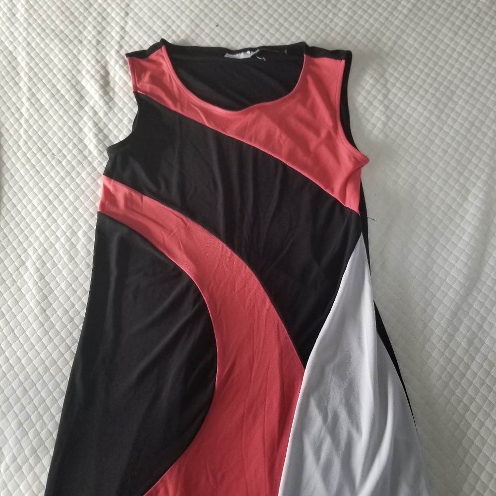 Colorblock sleeveless Maxi Dress with front pleat